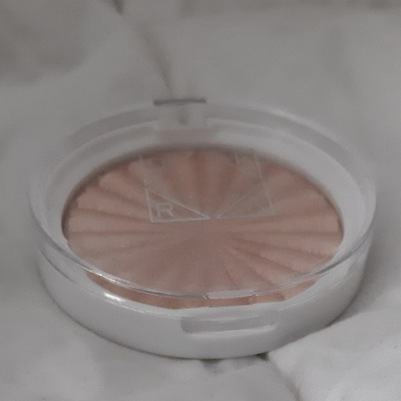 OFRA Highlighter Rodeo Drive - Picture 2 of 4